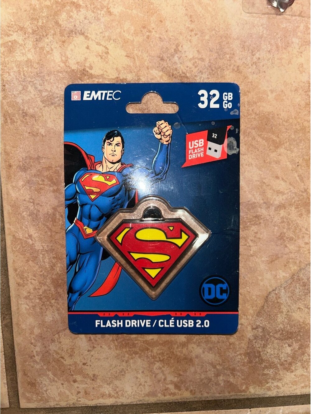 EMTEC Superman 32GB USB 2.0 Flash Drive – DC Comics New Sealed